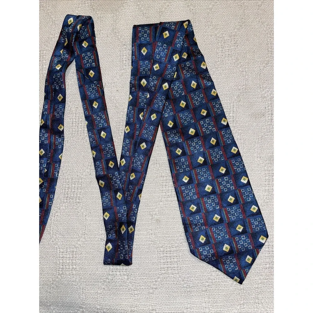 Burma & Bibas Men’s Dress Tie Size 56” 4” Blue Geometric Business Formal